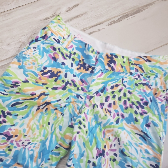 Lilly Pulitzer Sea Soirée Chipper shorts Size 2  Sea blue - Picture 2 of 13